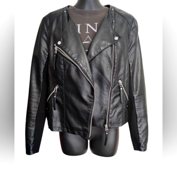 VERO MODA | Black Faux Leather Jacket Size Medium - Picture 1 of 9